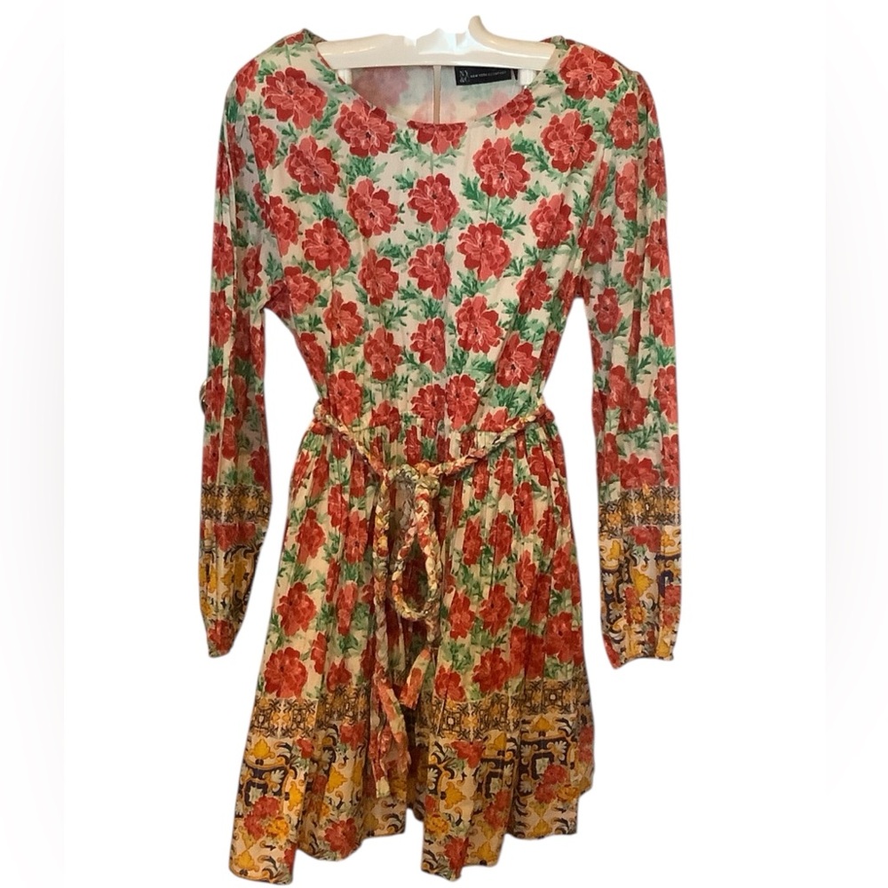 New York & Company Red Floral Long Sleeve Dress